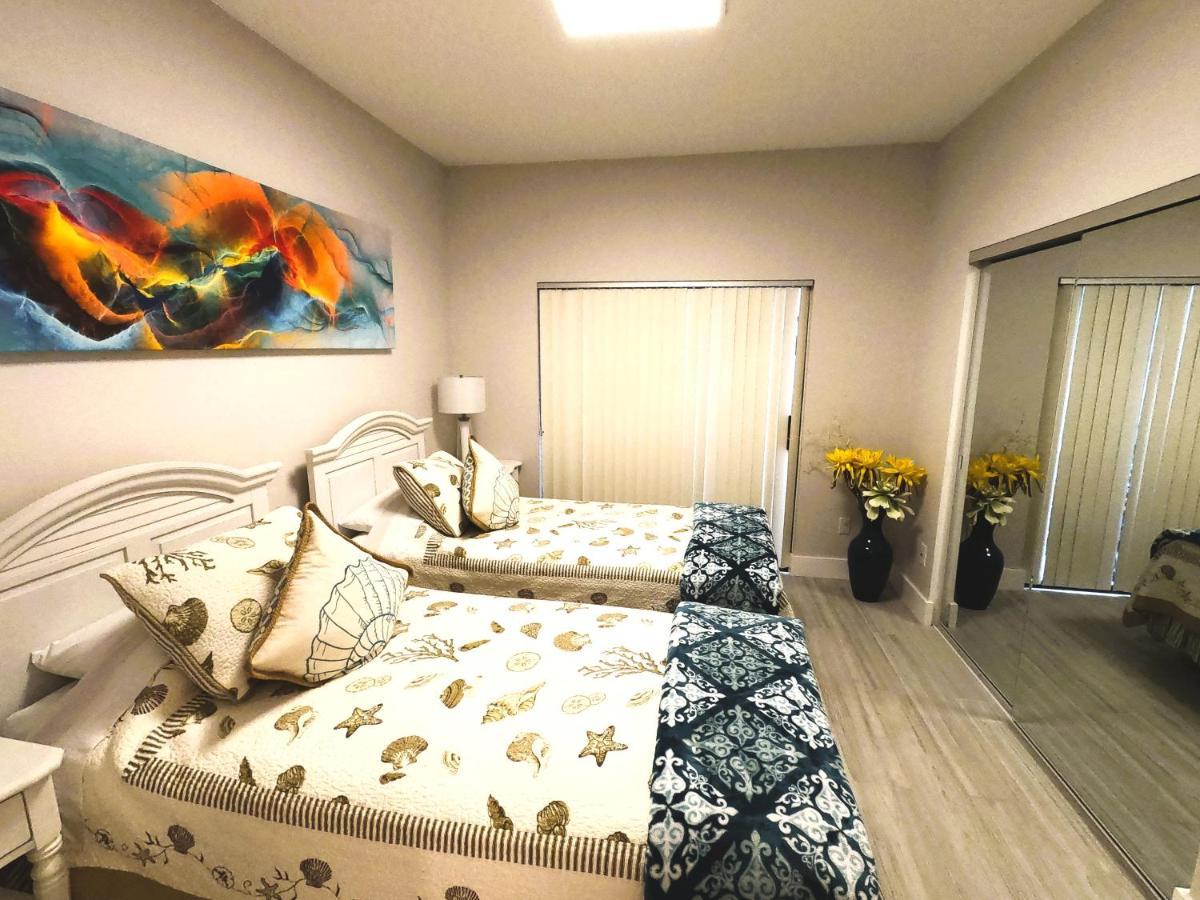 Naples Dream At Wtc With Heated Pool Spa Sauna 7 Bicycles And 3 Mls To Beach Extérieur photo